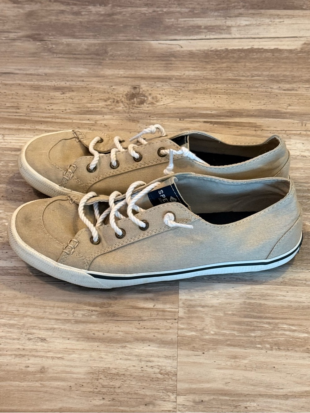 Sperry Women's Tan Canvas Sneakers